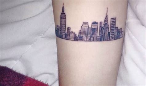 23 NYC Skyline Tattoos With Meanings - TattoosWin | Skyline tattoo, Nyc ...