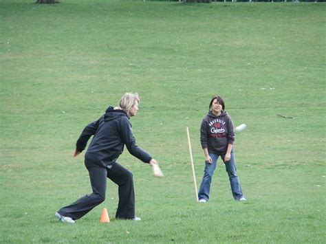 Underarm | Taken at Wollaton Park. | Lee Haywood | Flickr