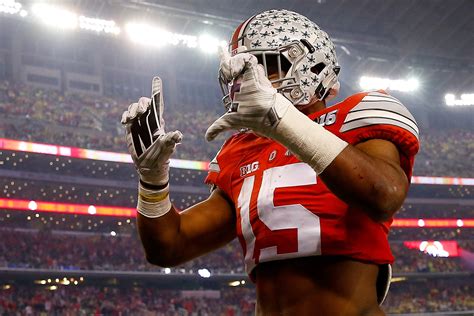 TIME TO EAT: This Ezekiel Elliott Hype Video Will Silence The Haters