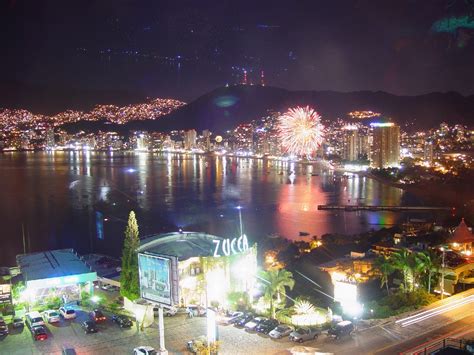 ACAPULCO MEXICO: acapulco night