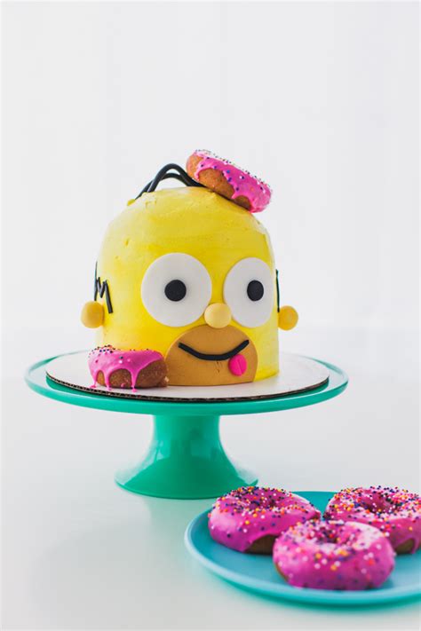 Homer Simpson Cake Tutorial - The Simpsons cake by Coco Cake Land