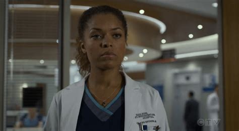 Dr Claire Browne — Dr Claire Browne in The Good Doctor Season 2,...