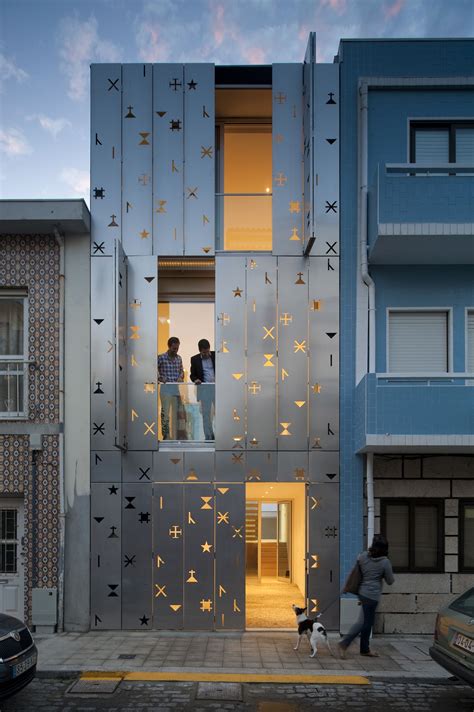 35 Cool Building Facades Featuring Unconventional Design Strategies