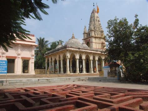 Sudama Mandir in Porbunder: The Only Temple in Dedication to Sudama (2024)