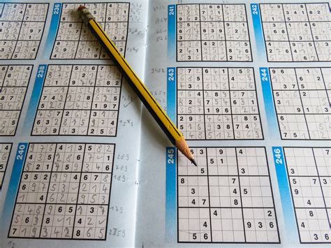 A new message encryption scheme inspired by the Sudoku puzzle