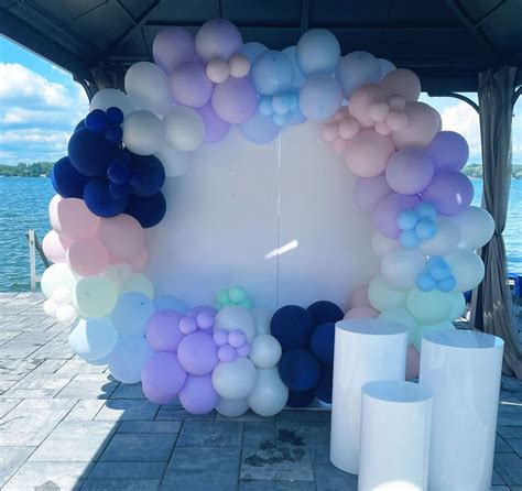 Best Gender Reveal Balloon Arrangements in Toronto | Toronto Marquee ...