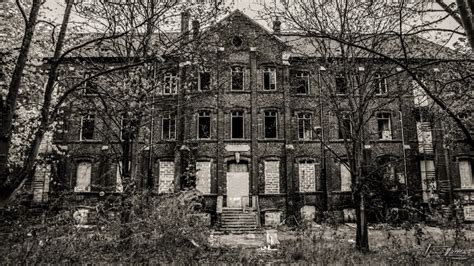 The abandoned french orphanage | Urbex playground