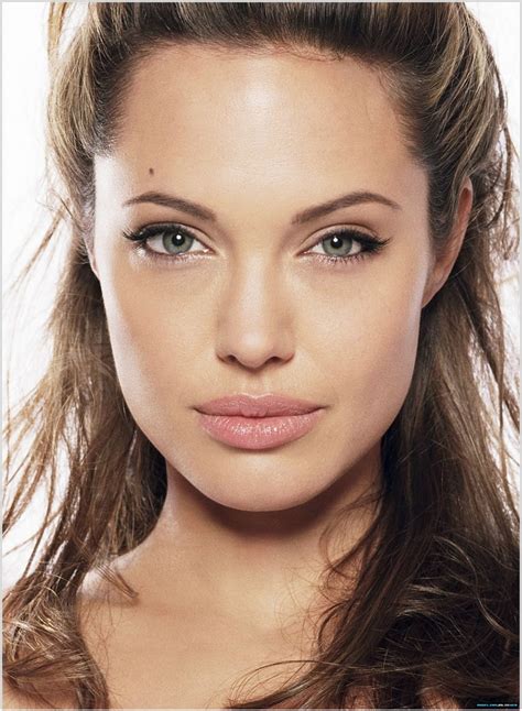 Angelina Jolie photo gallery - high quality pics of Angelina Jolie ...