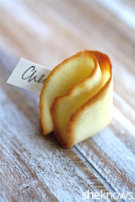 How to make homemade fortune cookies for Chinese New Year