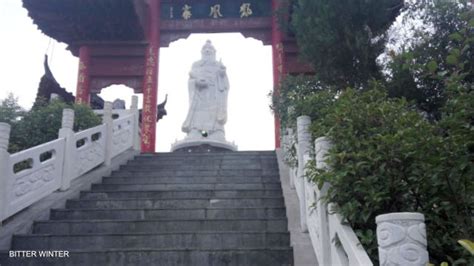 Lao-Tzu Statue Demolished in Henan