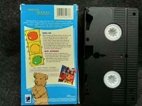 VHS Mister Rogers Neighborhood - A Day At The Circus (VHS, 2005) - VHS ...