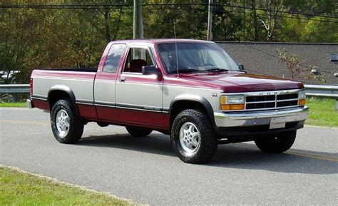 1995 Dodge Dakota SLT: 40K Original Miles | Barn Finds