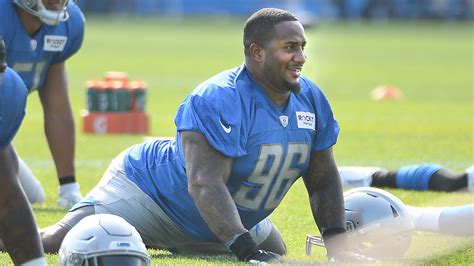 Teamed with old friend, Mike Daniels ready to lead Detroit Lions ...