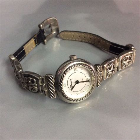 Geneva Watch – Quartz – Ladies – Leather & Silver Band | Boardwalk Vintage