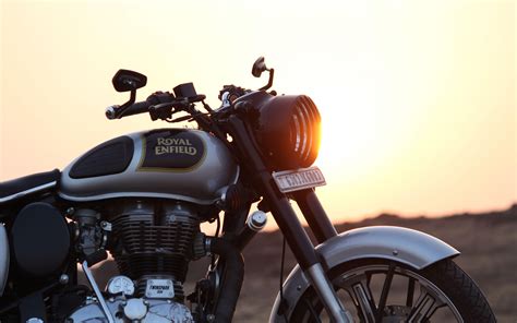 Royal Enfield Bike Wallpapers - Top Free Royal Enfield Bike Backgrounds ...