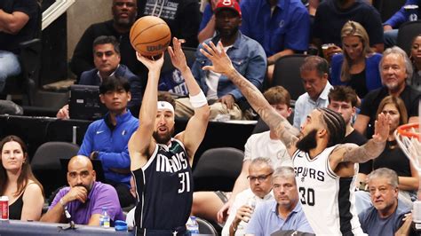 Klay Thompson sets team 3-pointers record in his Mavs debut | NBA.com