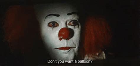 Pennywise Stephen King Balloon Clown Creepy | GIF | PrimoGIF