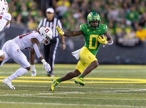 Oregon football: Bo Nix, Ducks ground attack impressive in Stanford win