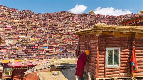 Larung Gar - Culture and Religion - Free Tibet