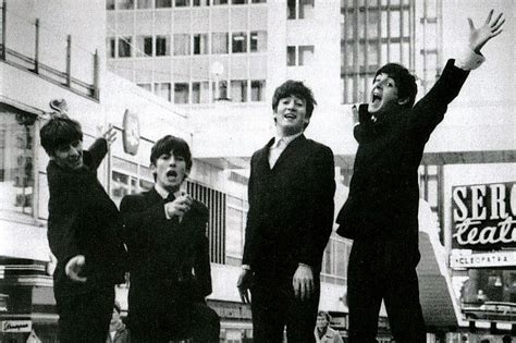 Top 10 Beatles Songs 1967-1968 - ClassicRockHistory.com