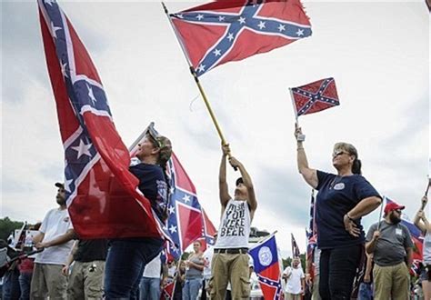 Angry Protests as Civil Rights Leaders Clash with Confederate Flag Supporters - Other Media news ...