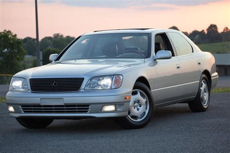 2000 Lexus LS 400 is a Pure Classic