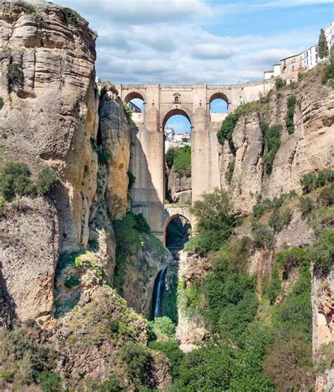 New Bridge of Ronda seen from the gorge Things To Do, Old Things ...