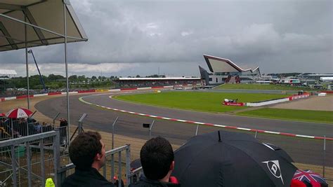 Where to sit at Silverstone | Spectators guide to the British Grand Prix