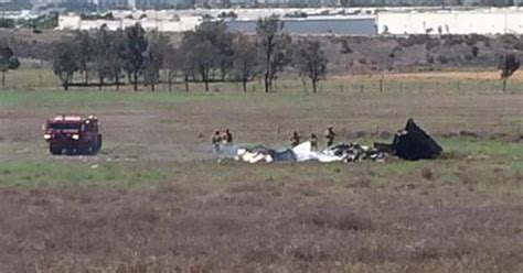 Mid-air plane collision kills 4 near San Diego - CBS News