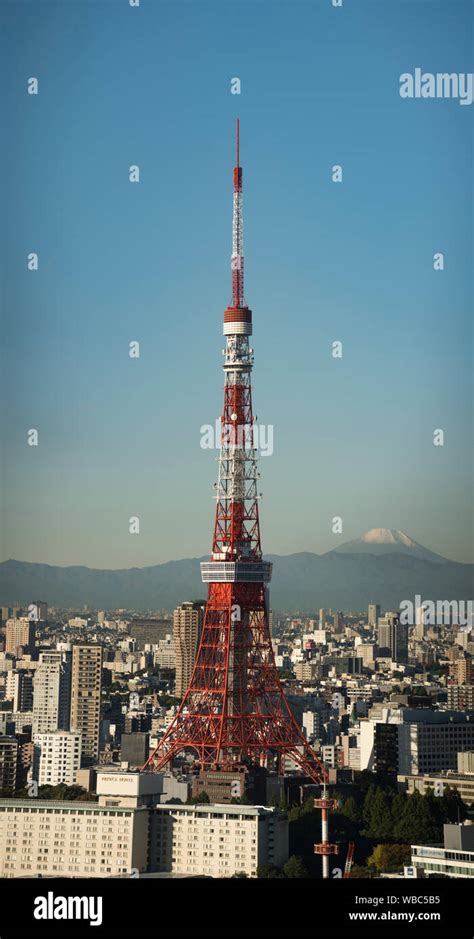 Tokyo japan mount fuji hi-res stock photography and images - Alamy