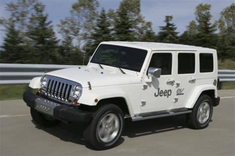 An Electric-Powered Jeep Wrangler? Sure, Why Not? | Car Life Nation