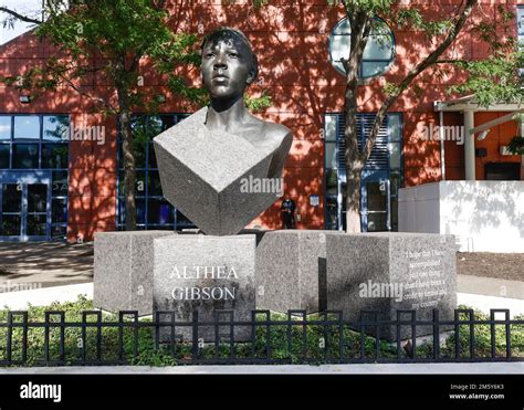 Althea gibson statue hi-res stock photography and images - Alamy