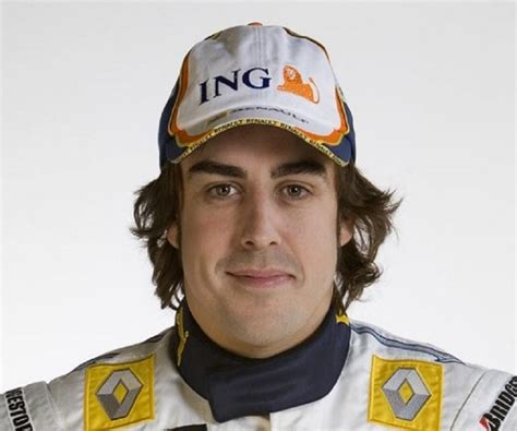 Fernando Alonso Biography - Facts, Childhood, Family Life & Achievements