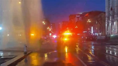 City worker hits fire hydrant, causing flooding in San Francisco – NBC ...