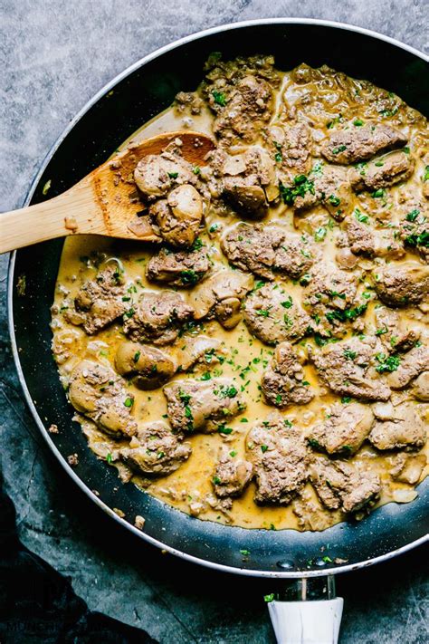 Easy Chicken Livers Recipe in White Wine Sauce | Chicken liver recipes, Liver recipes, Liver and ...