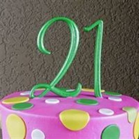 Elegant Cakery. Number Cake Topper - Green