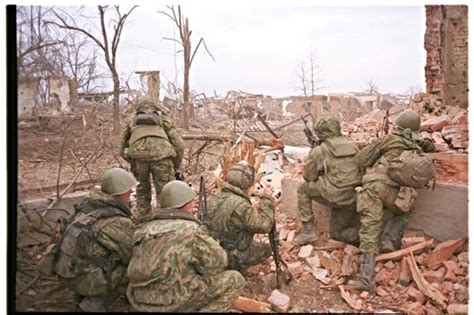 Russian Motorised Infantry, 1st Chechen War 1994 [1200x800] : MilitaryPorn