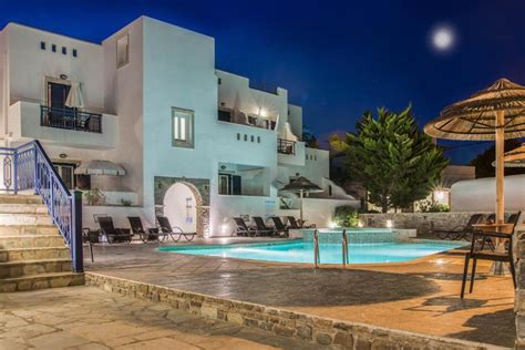 The 15 BEST Naxos Hotels on the Beach (For the Best Beach Holidays!)