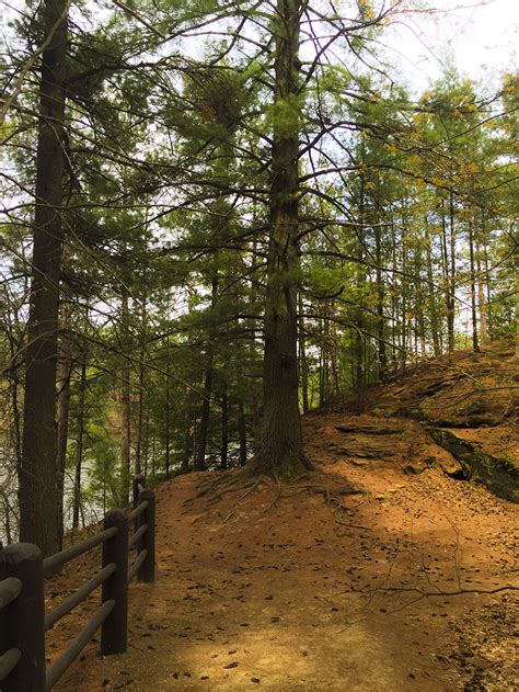 Wisconsin Explorer: Hiking Echo Rock at Mirror Lake State Park