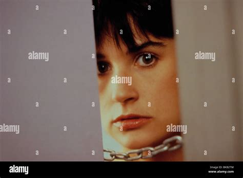 Demi moore ghost hi-res stock photography and images - Alamy