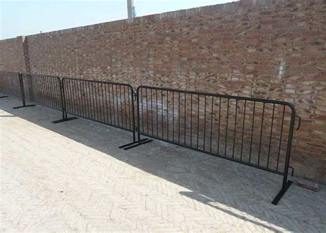 H1.5m Metal Crowd Control Barriers Powder Coated Steel Pedestrian Barriers