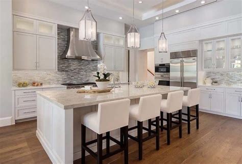 40 Mansion Kitchen Designs (Photos) - Home Stratosphere