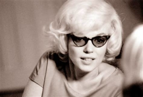 Fashion Portfolio: Marilyn Monroe y sus gafas Wayfarer de Ray Ban