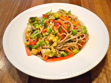 Kitchen Cactus: Soba Noodles with Fresh Vegetables