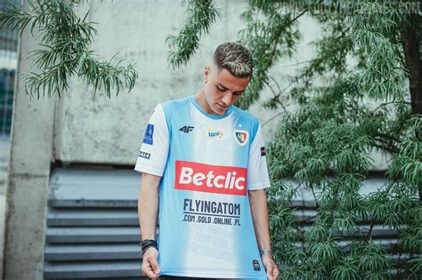 Piast Gliwice 22-23 Home & Third Kits Released - Footy Headlines