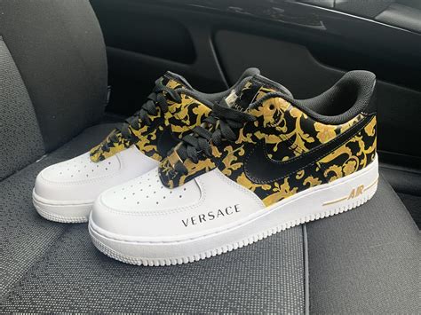 CUSTOM 18K GOLD V AIR FORCE 1 - Derivation Customs - Custom sneakers Swarovski trainers