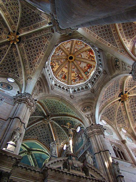 Interior of Certosa di Pavia, Lombardy, Italy | Catedral, Lugares ...