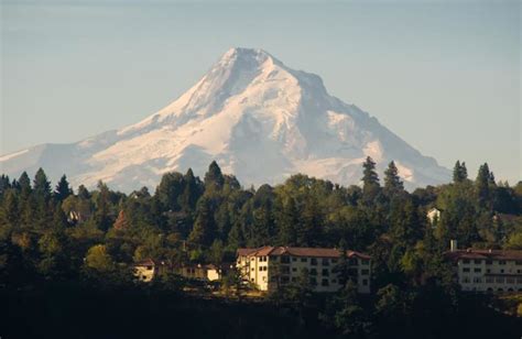 Columbia Gorge Hotel (Hood River, OR) - Resort Reviews - ResortsandLodges.com