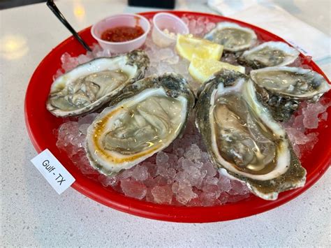 Yes, It’s Safe to Eat Oysters All Year Round, Even During the Summer ...