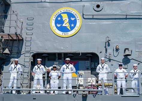 USS Philippine Sea, USS Gravely Depart Norfolk for Deployment > U.S ...